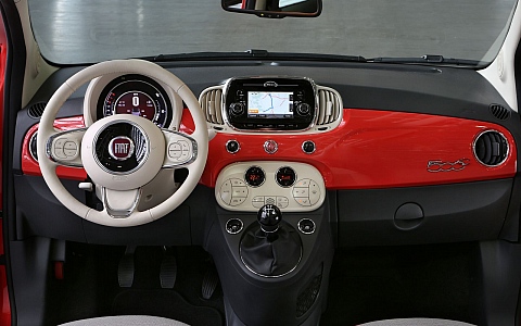 Fiat 500C (2015) - Interijer