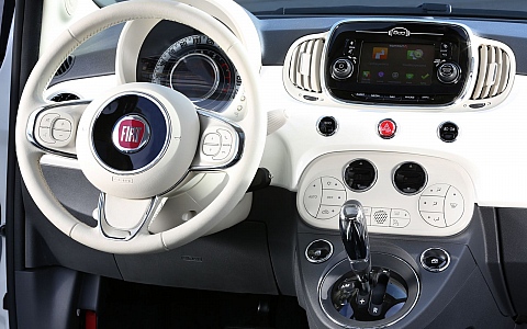 Fiat 500C (2015) - Interijer