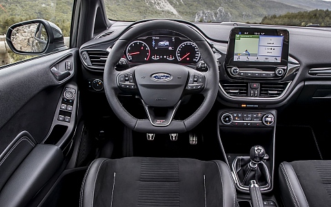 Ford Fiesta ST (2017) - Interijer