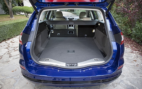 Ford Mondeo Karavan (2014) - Interijer