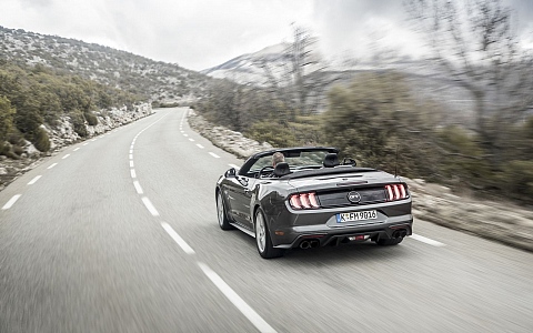 Ford Mustang Convertible (2018) - Eksterijer