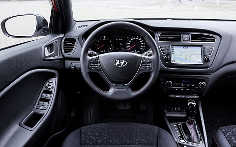Hyundai i20 (2014) - Interijer