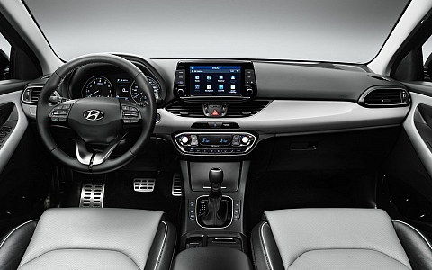 Hyundai i30 (2016) - Interijer