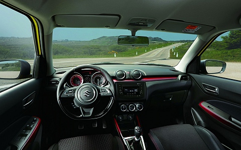 Suzuki Swift Sport (2017) - Interijer