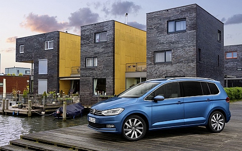 Volkswagen Touran (2015) - Eksterijer