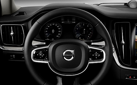 Volvo V60 (2018) - Interijer