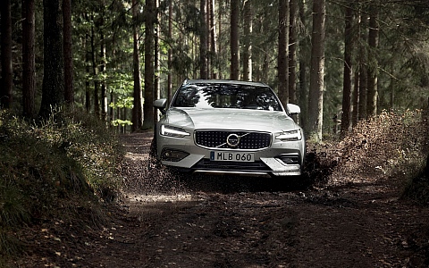 Volvo V60 Cross Country (2019) - Eksterijer