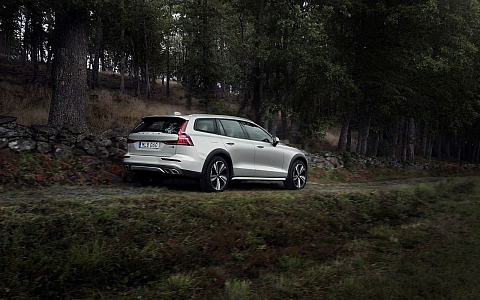 Volvo V60 Cross Country (2019) - Eksterijer