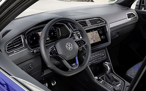 Volkswagen Tiguan R (2021) - Interijer